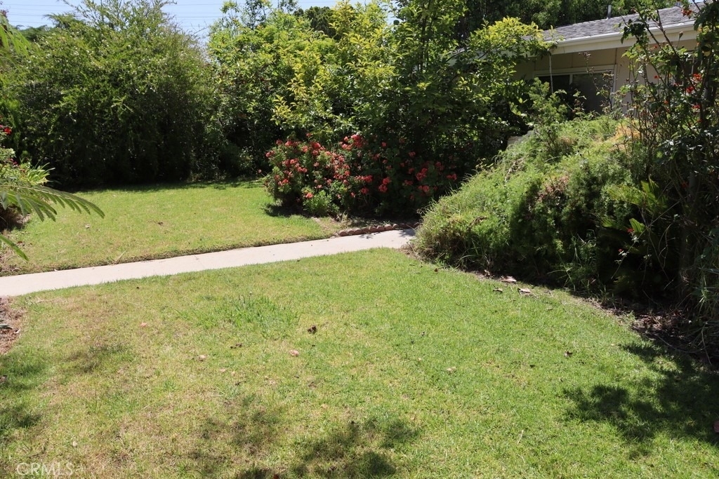 18616 Lassen Street - Photo 1