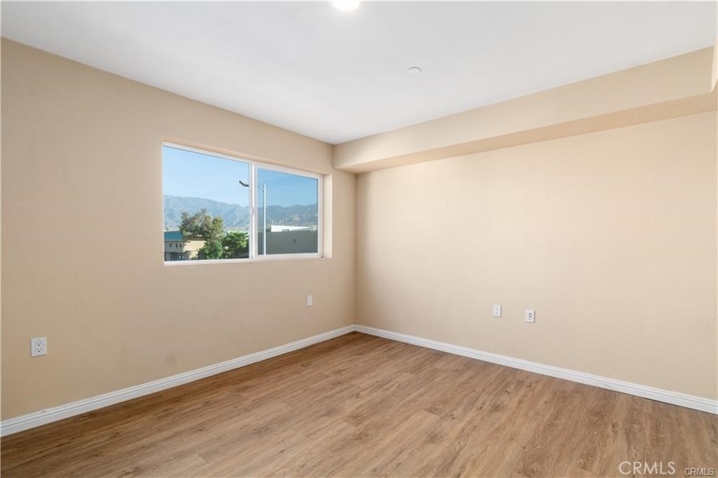 13710 Foothill - Photo 16