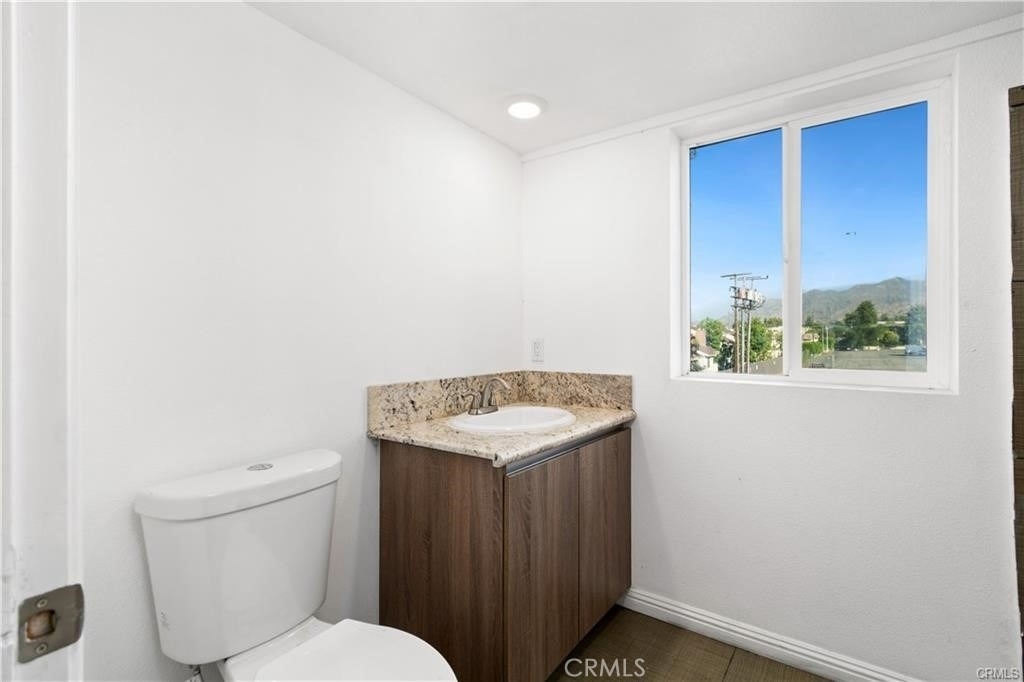 13710 Foothill - Photo 14