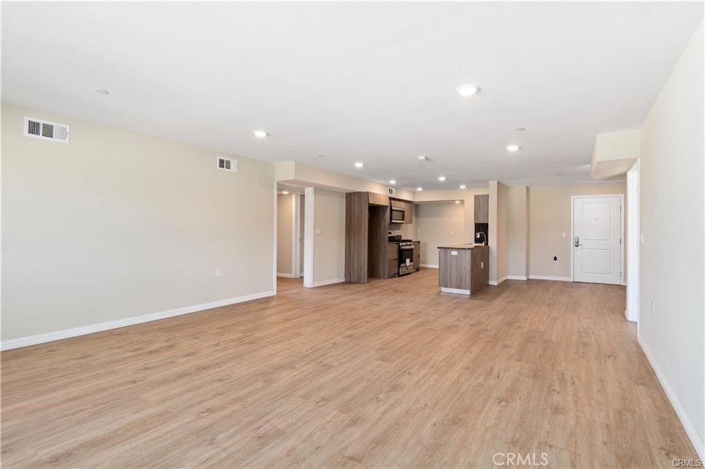 13710 Foothill - Photo 6