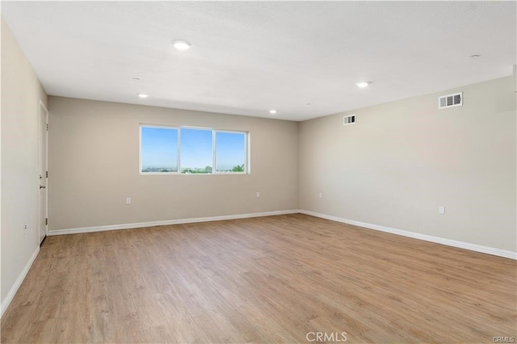 13710 Foothill - Photo 2