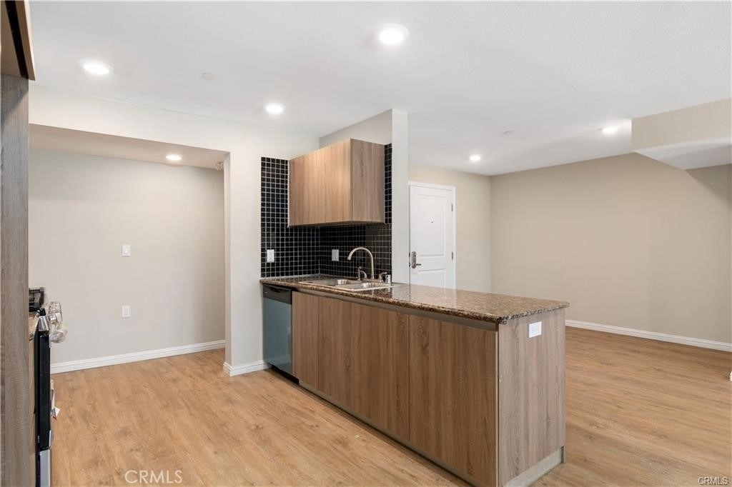 13710 Foothill - Photo 9
