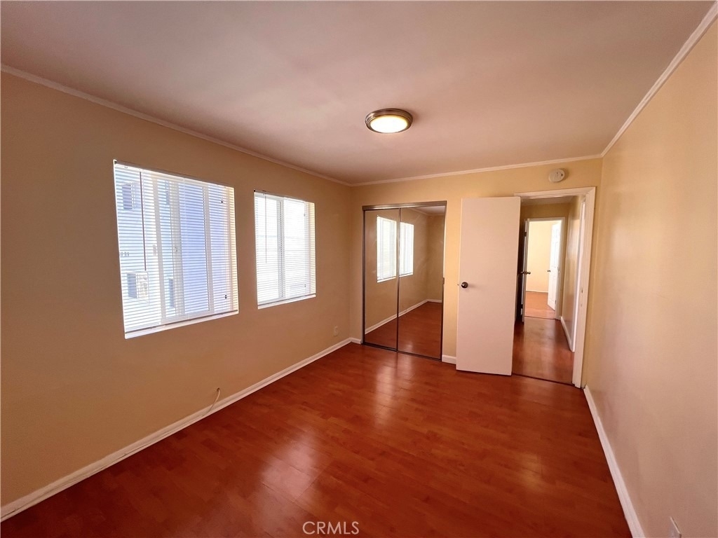 12924 Prairie Avenue - Photo 13
