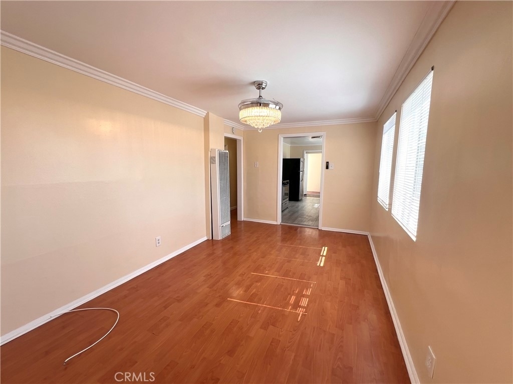 12924 Prairie Avenue - Photo 16