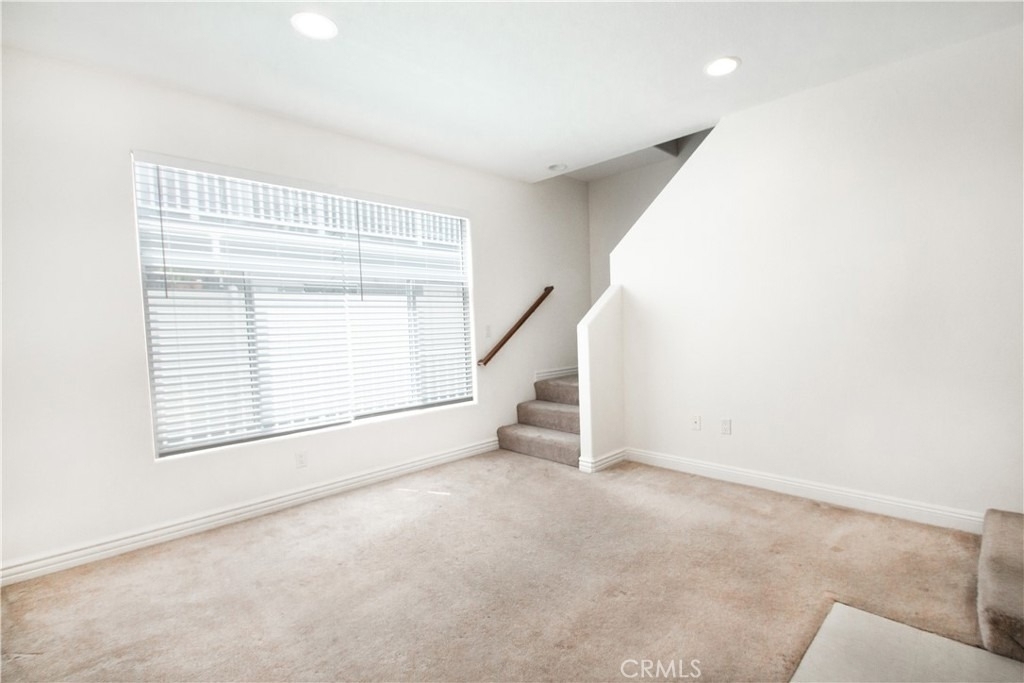 3662 Clarington - Photo 32