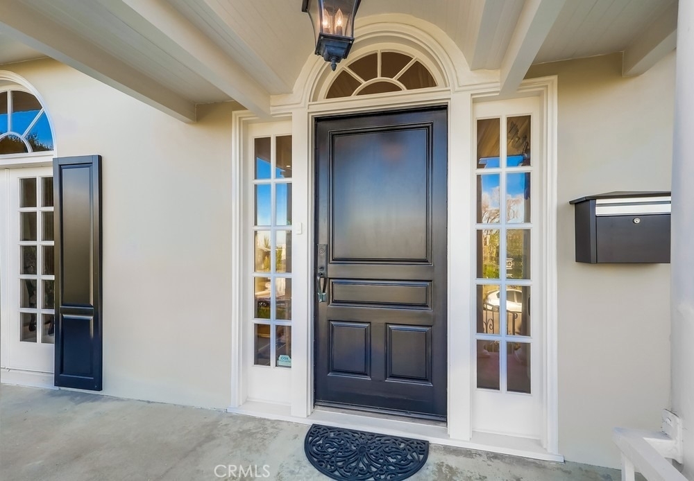 1239 S Patton Avenue - Photo 3