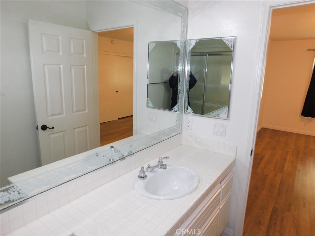 5 Lakefront - Photo 28