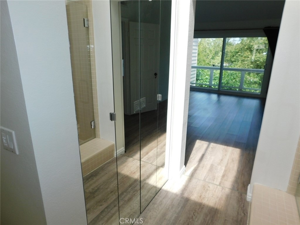 5 Lakefront - Photo 15