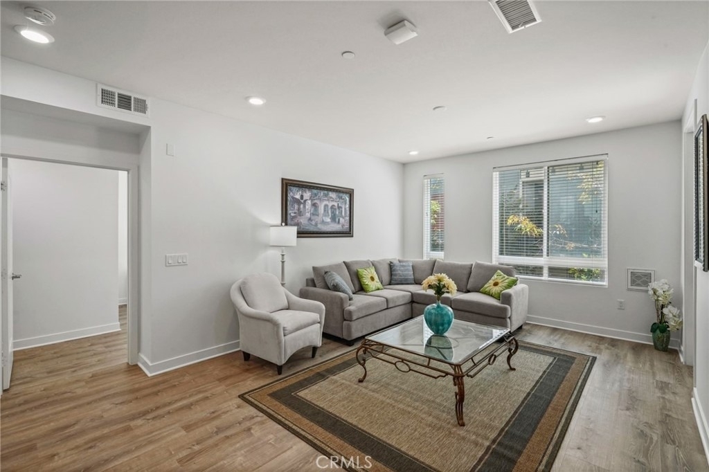 1218 Nolita - Photo 5