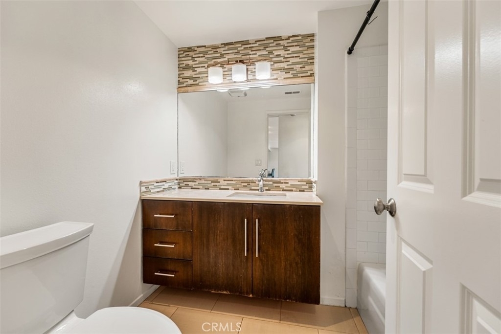 23932 Flores Avenue - Photo 24