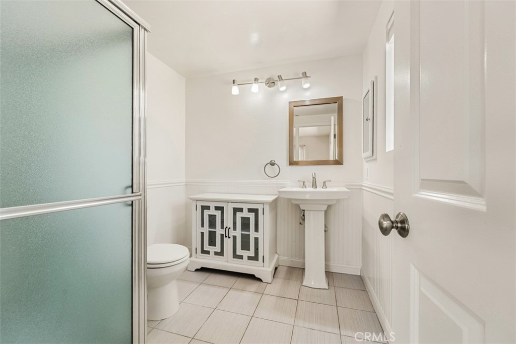 23932 Flores Avenue - Photo 28