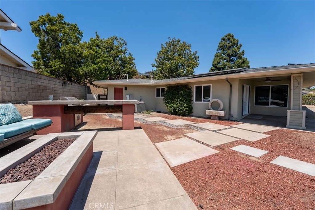 23932 Flores Avenue - Photo 35