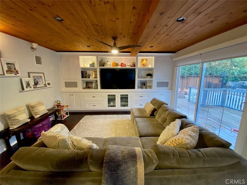 518 Westminster Avenue - Photo 10