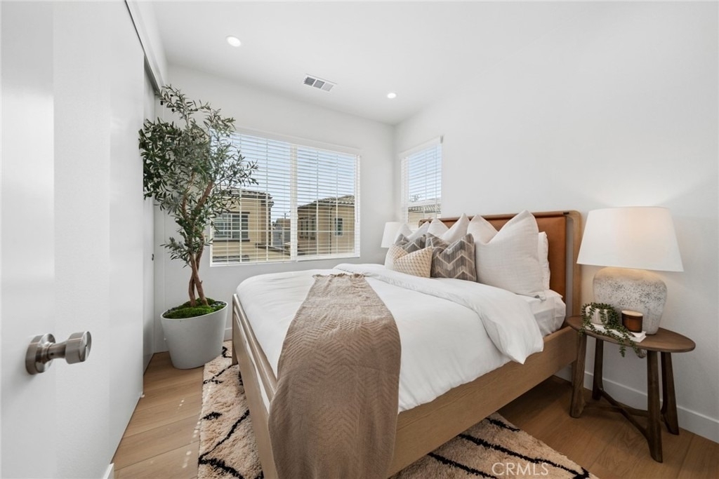 374 Hamilton St - Photo 8