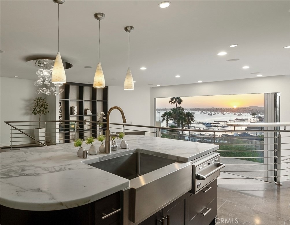 315 Carnation - Photo 8
