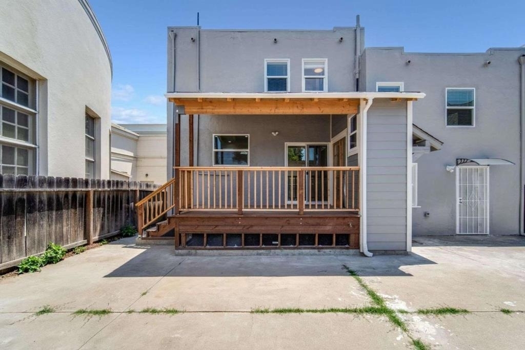 1305 Walnut Street - Photo 19