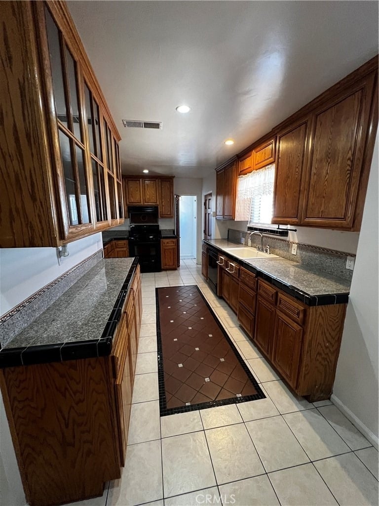 484 W 25th - Photo 12