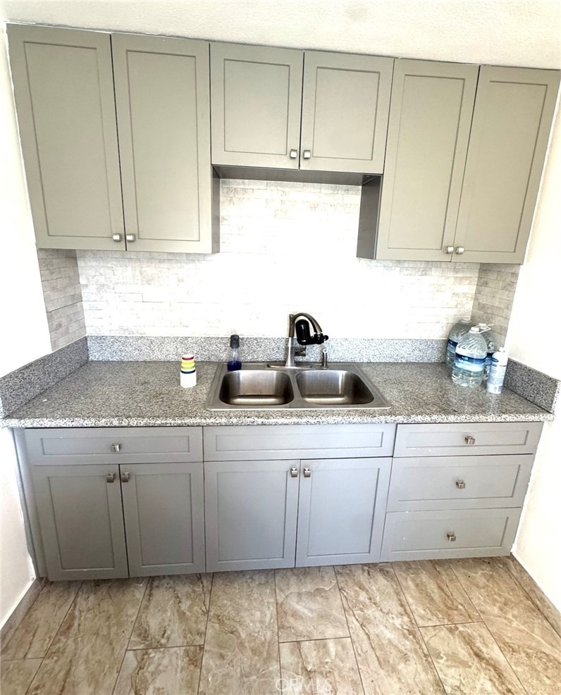 9105 Margaret Street - Photo 11
