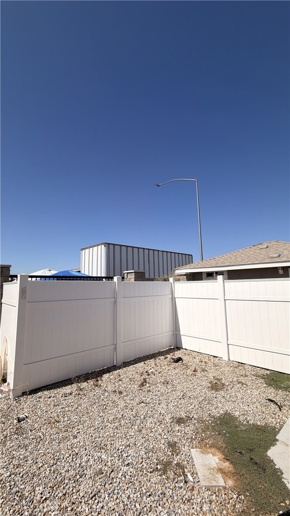 18623 Orange Street - Photo 10