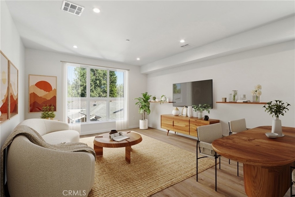 10719 Addison Street - Photo 2