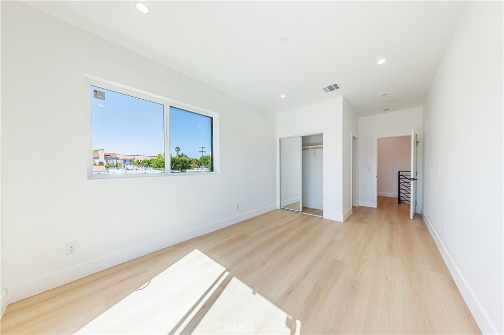 1332 S Longwood Avenue - Photo 29