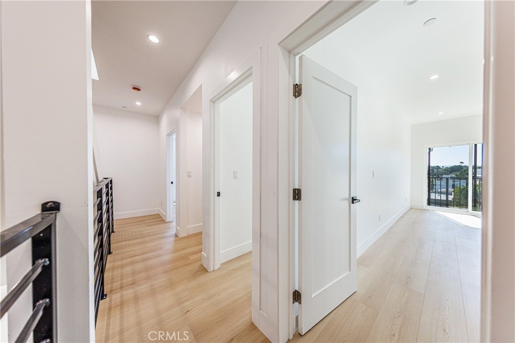 1332 S Longwood Avenue - Photo 27