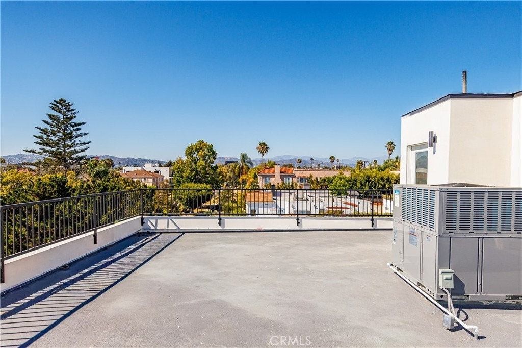 1332 S Longwood Avenue - Photo 6