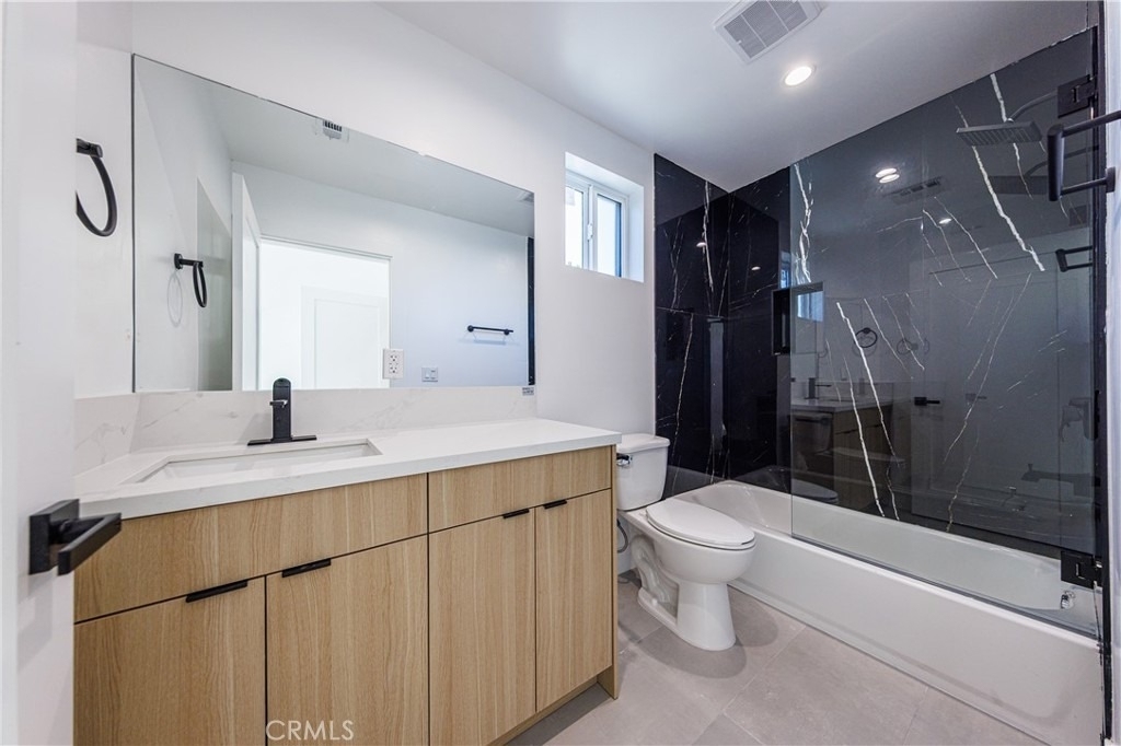 1332 S Longwood Avenue - Photo 30