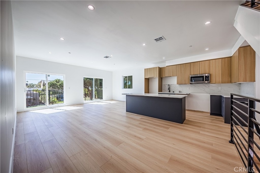 1332 S Longwood Avenue - Photo 12