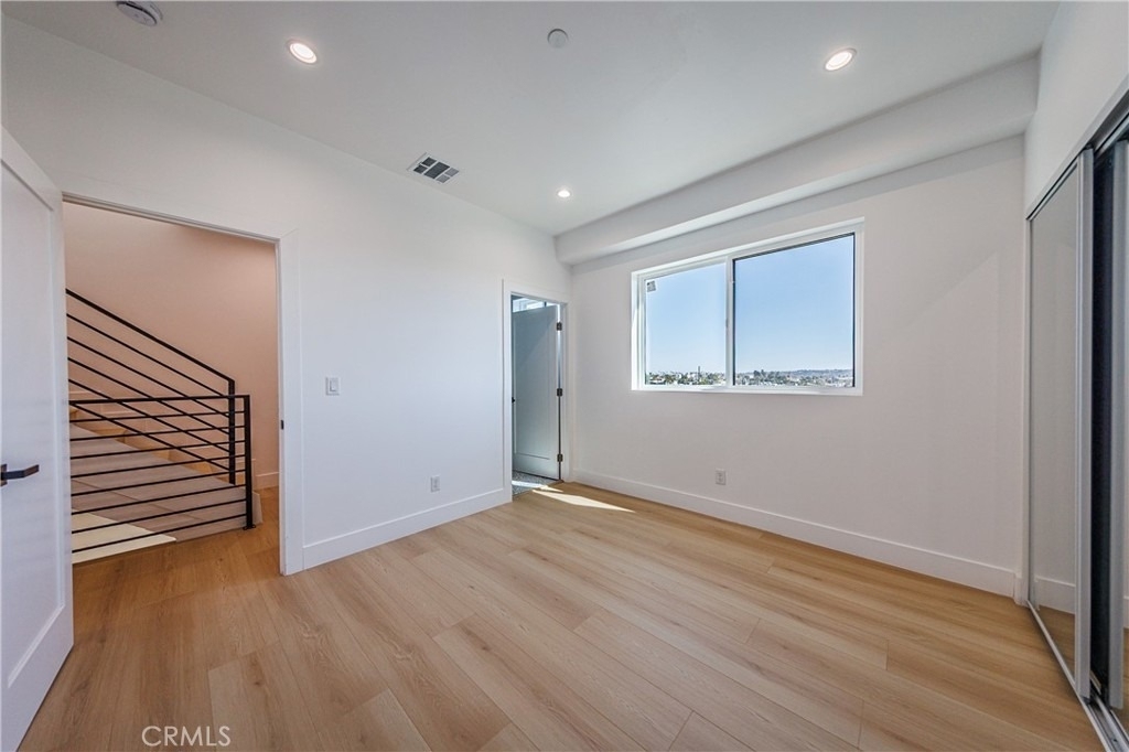 1332 S Longwood Avenue - Photo 42