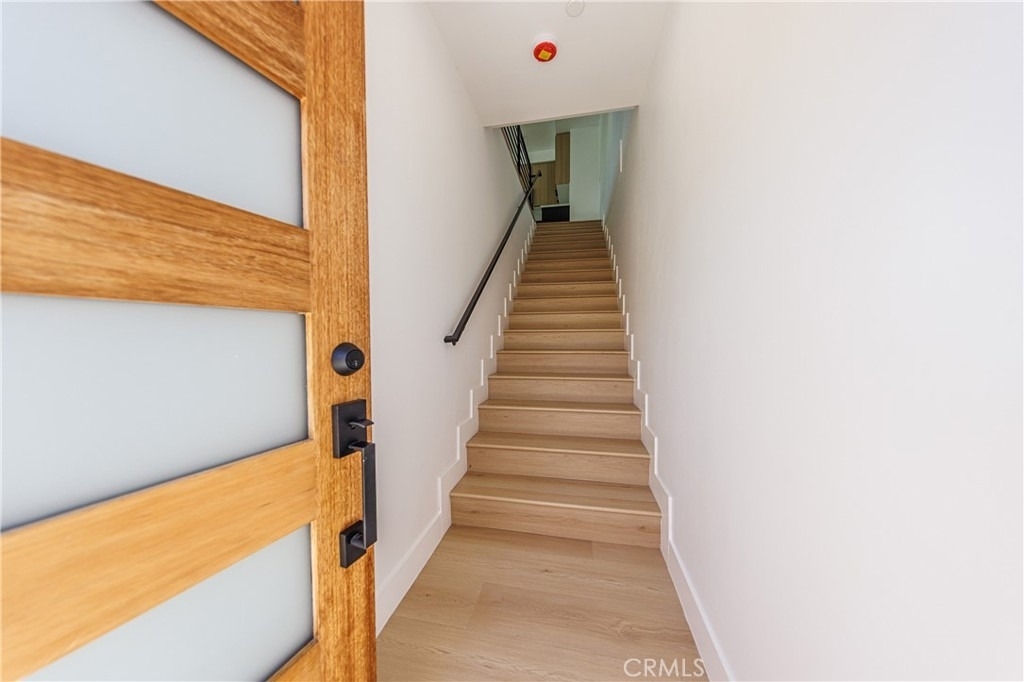 1332 S Longwood Avenue - Photo 8