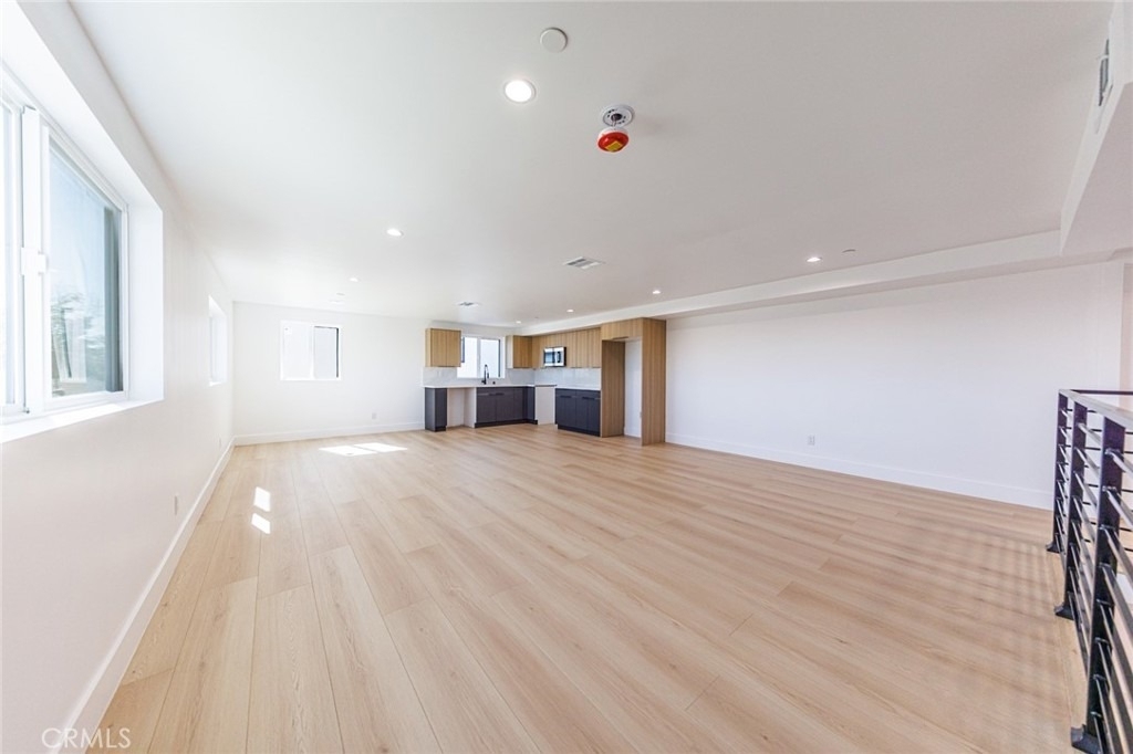 1332 S Longwood Avenue - Photo 11