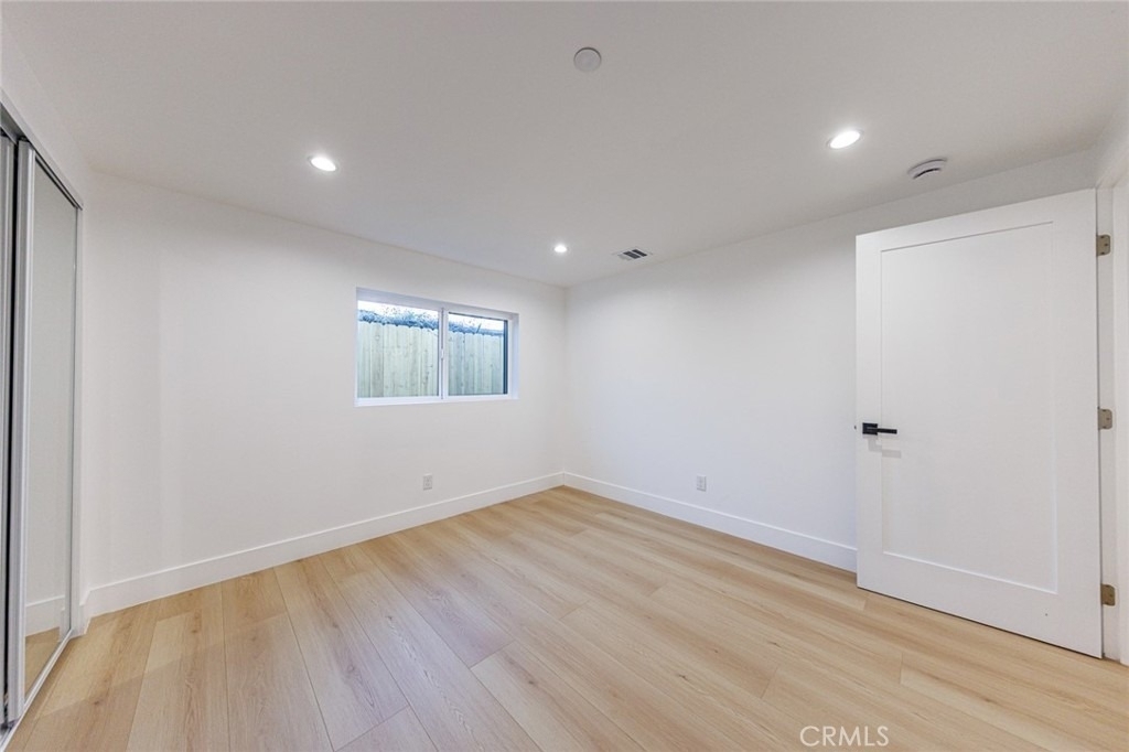 1332 S Longwood Avenue - Photo 9