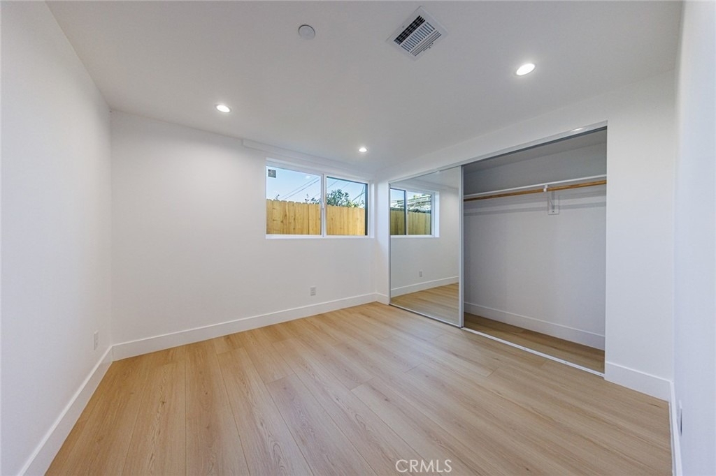 1332 S Longwood Avenue - Photo 10