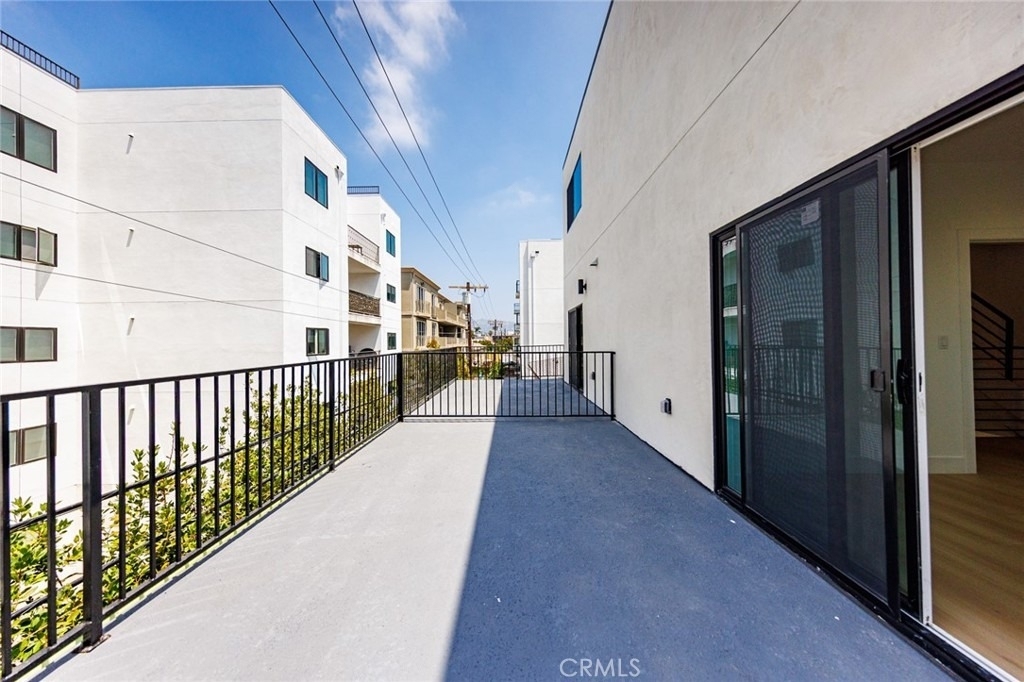 1065 S Corning Street - Photo 28