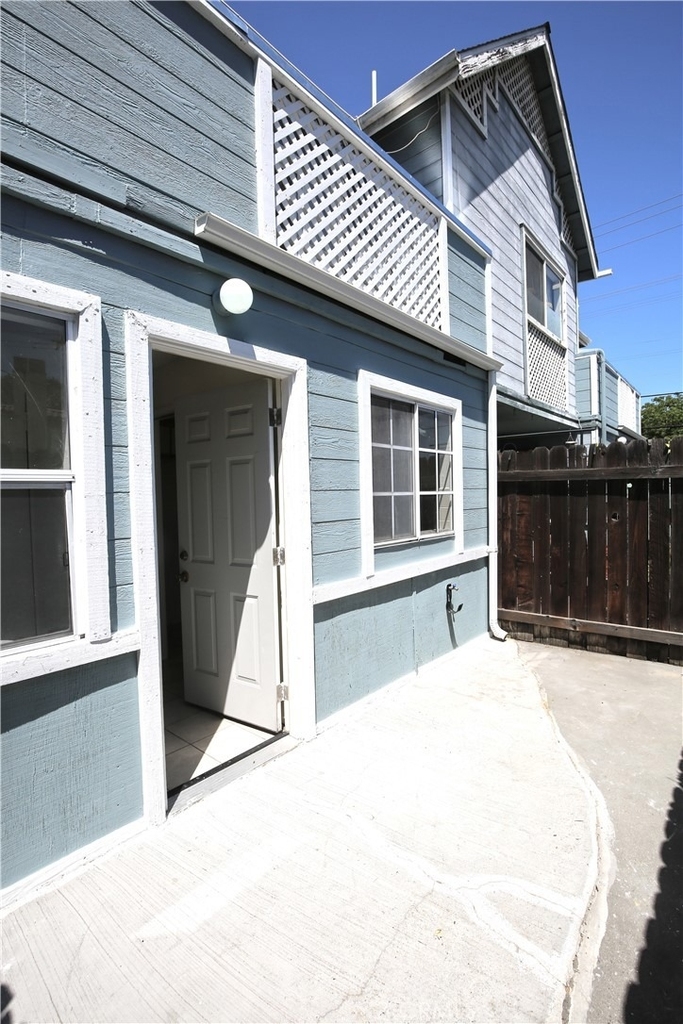1211 Huntington Drive - Photo 16