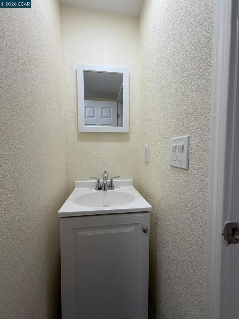 1417 Arlington Blvd - Photo 11