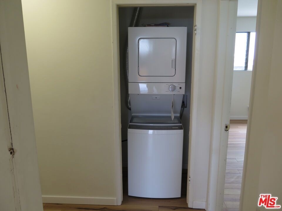 1022 N Croft Avenue - Photo 13