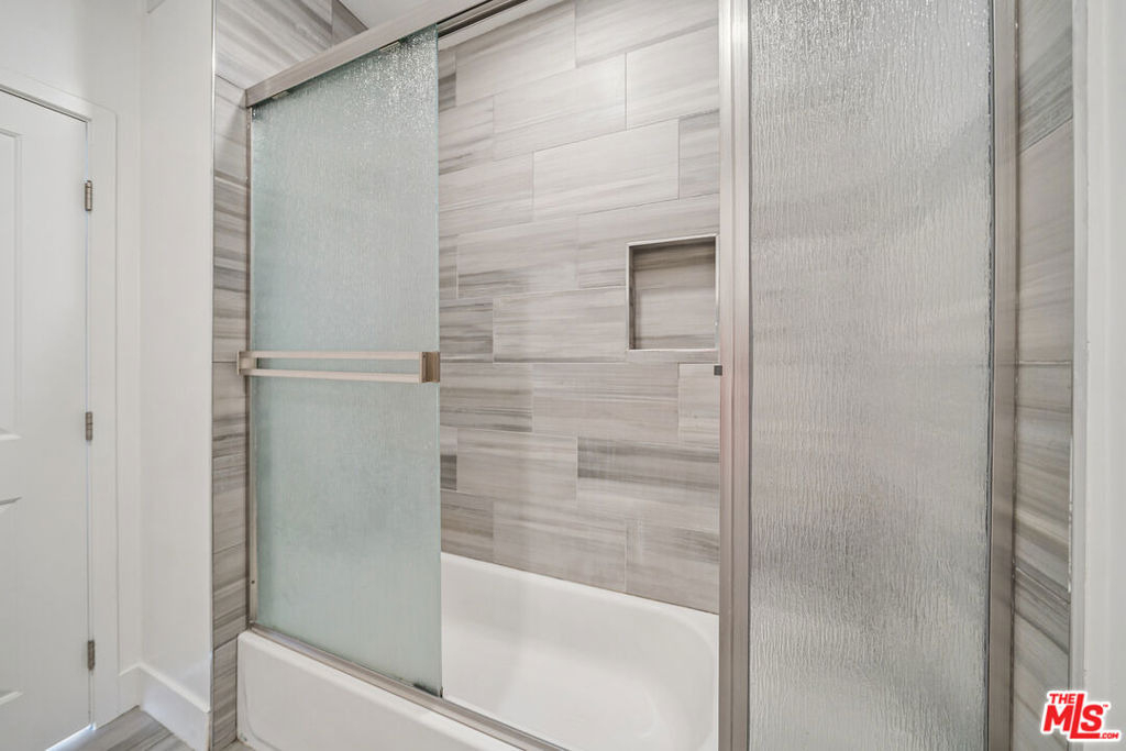 6002 Klump Avenue - Photo 17