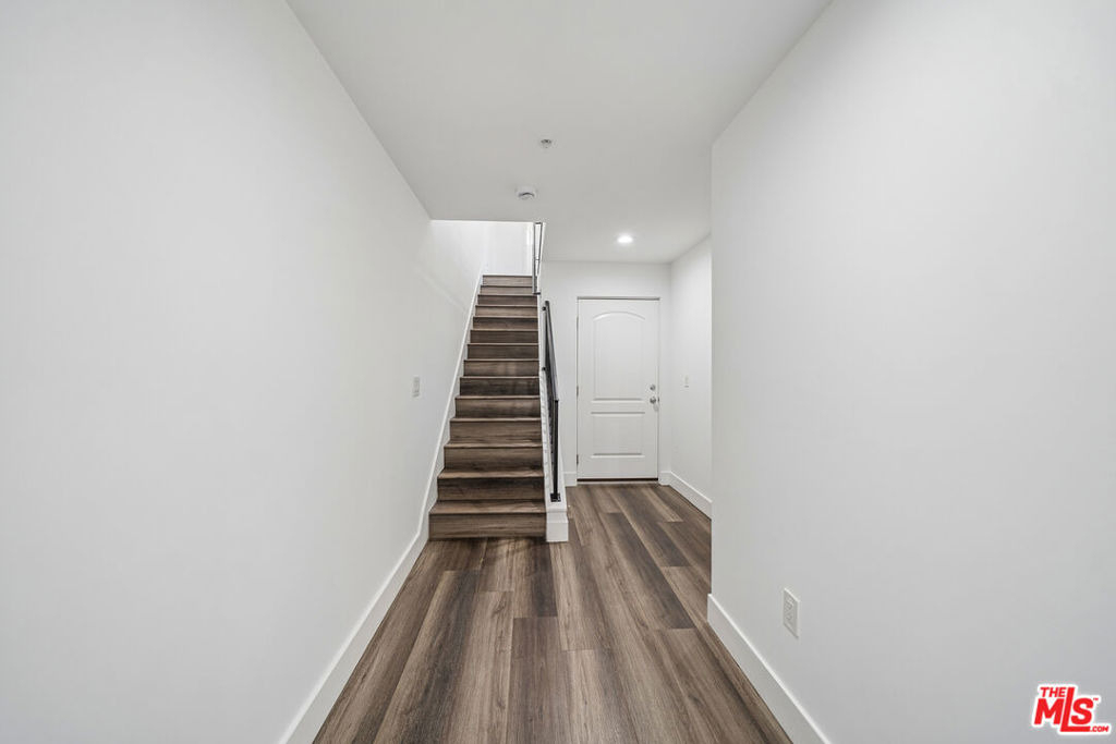 6002 Klump Avenue - Photo 8
