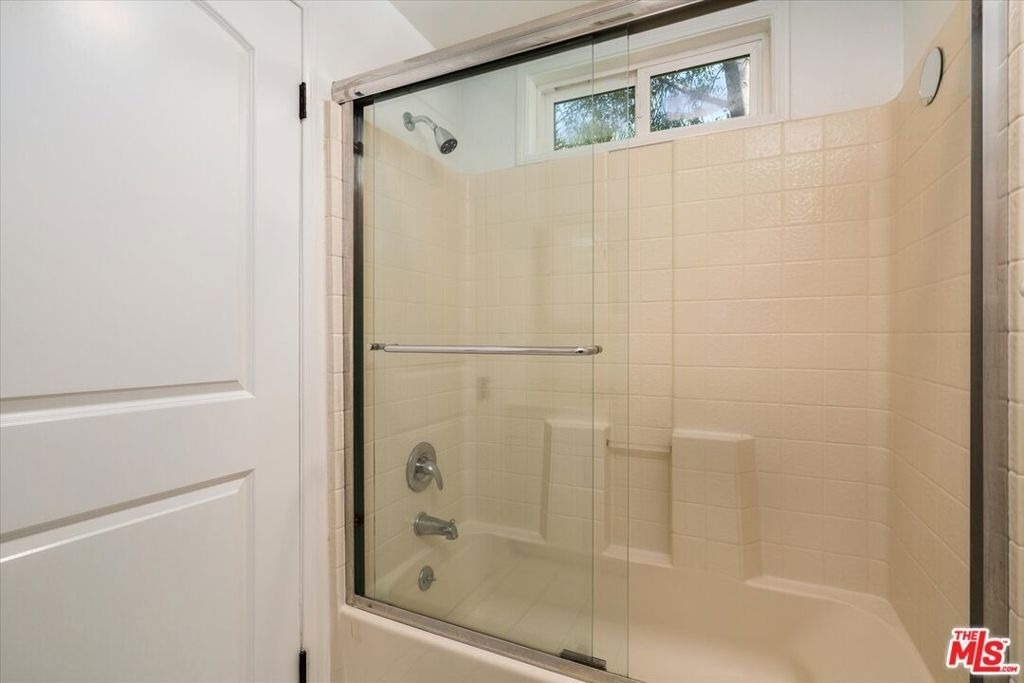 627 26th Street - Photo 23