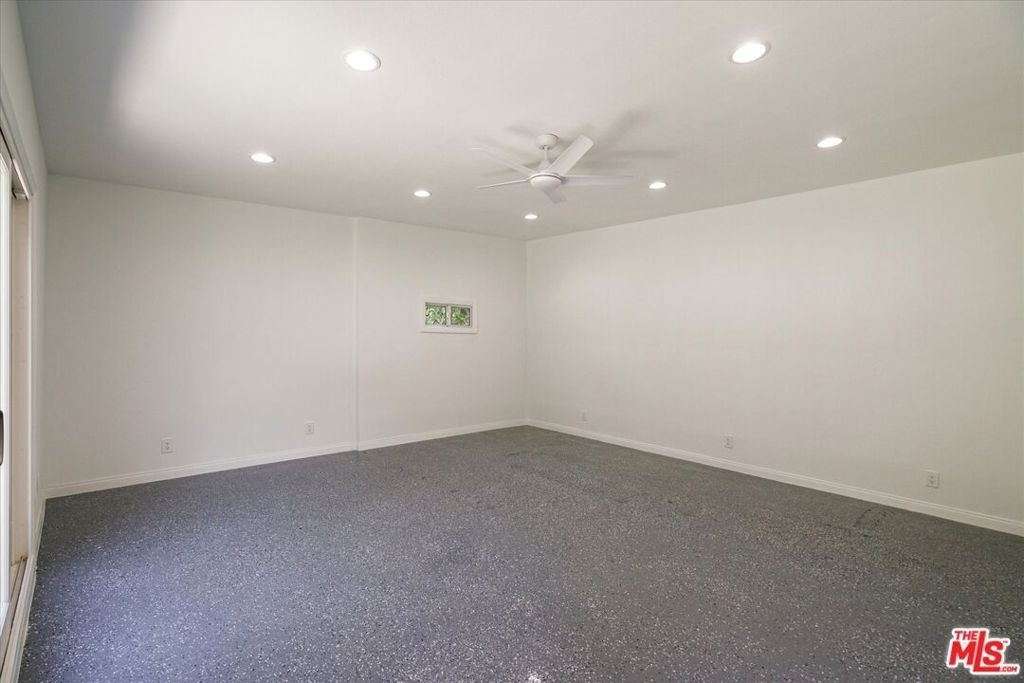 627 26th Street - Photo 35