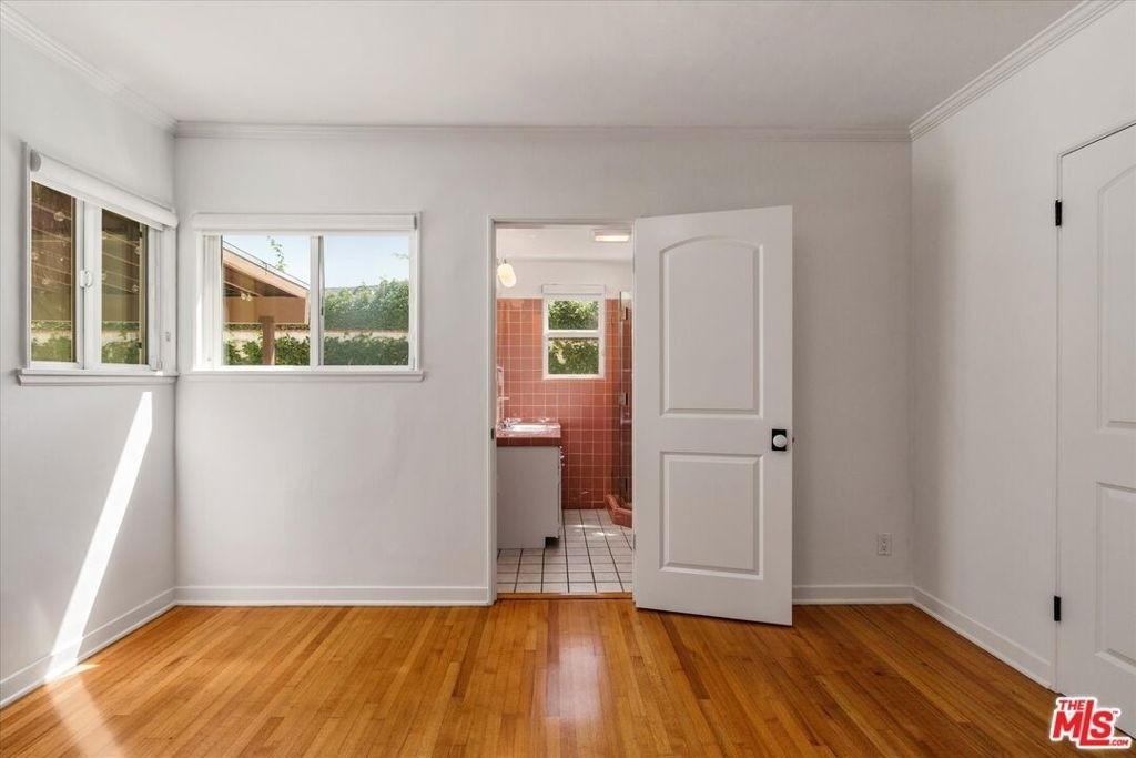 627 26th Street - Photo 17