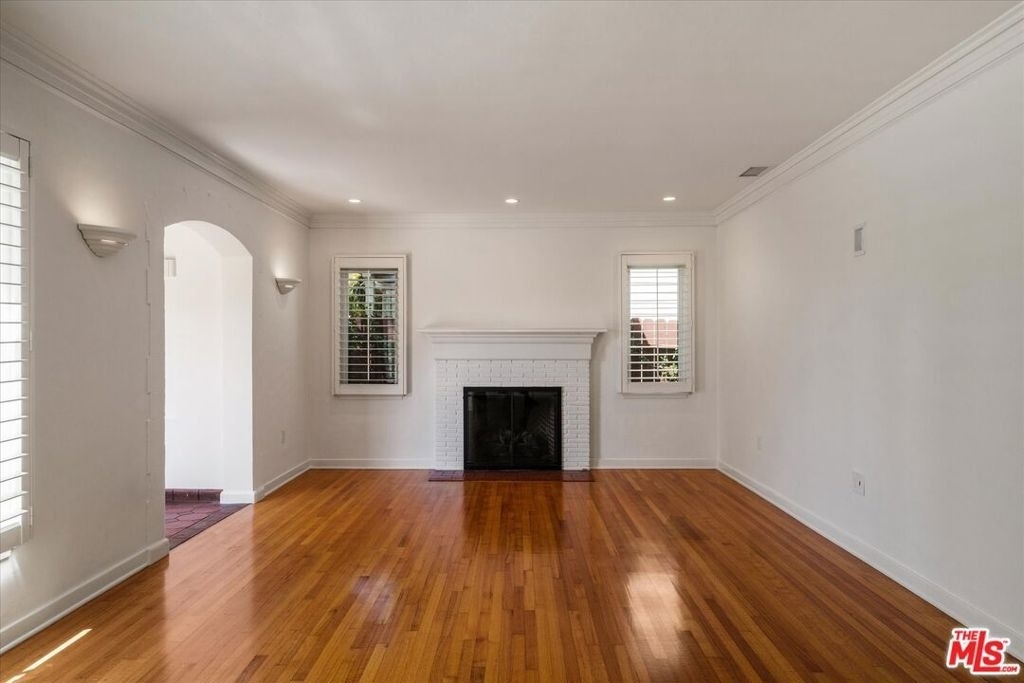 627 26th Street - Photo 3