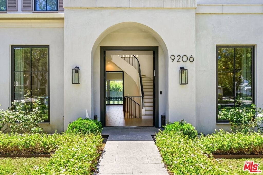 9206 Monte Mar Drive - Photo 1
