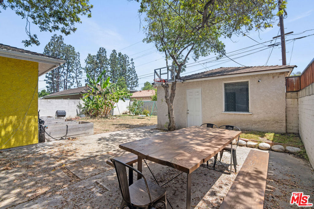 2848 Westwood Boulevard - Photo 15