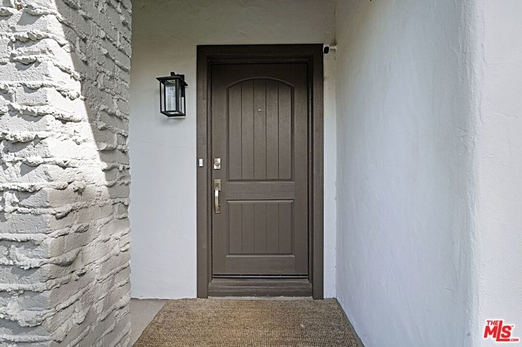 9023 Phyllis Avenue - Photo 7