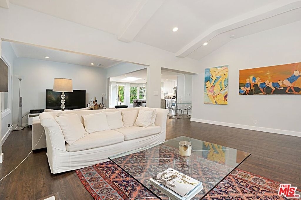 9023 Phyllis Avenue - Photo 12