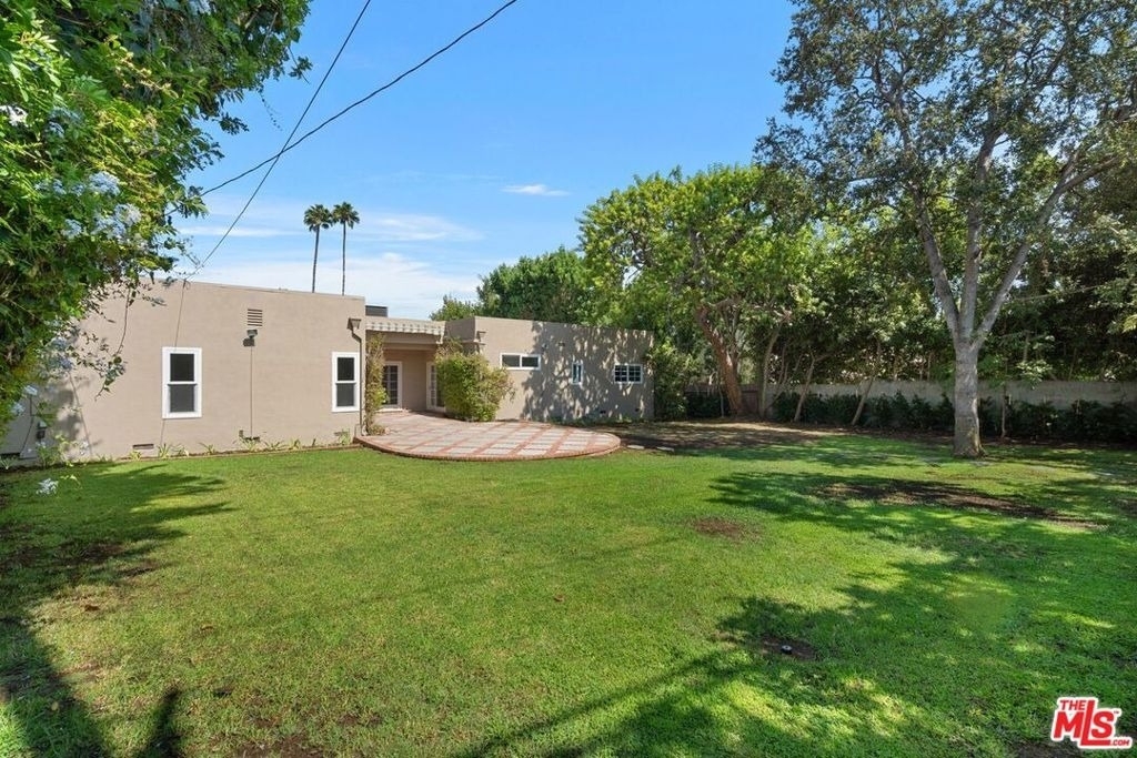 519 N Rexford Drive - Photo 35