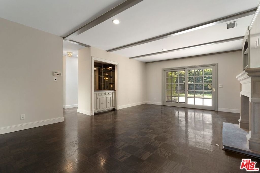 519 N Rexford Drive - Photo 15